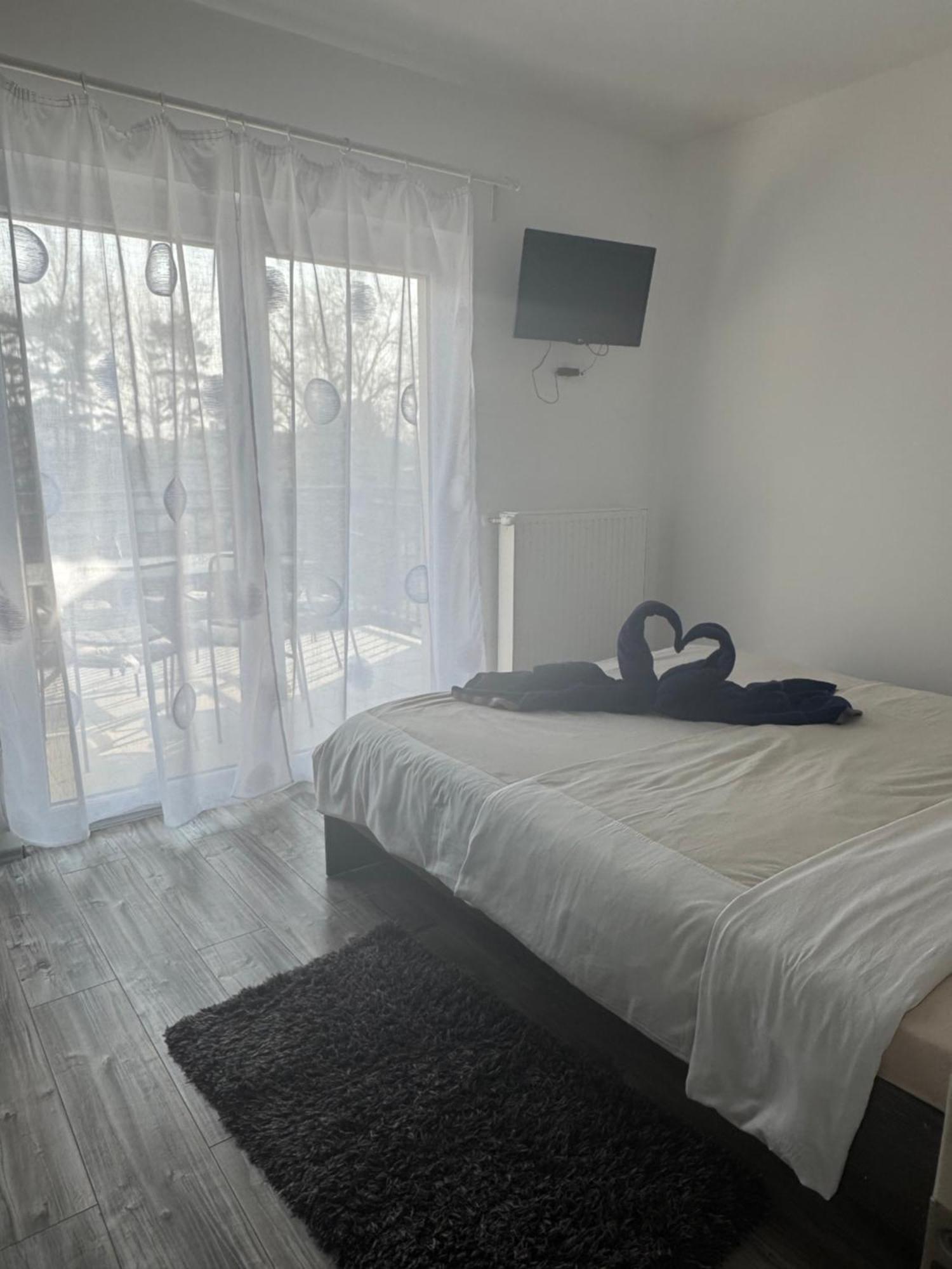 Mirabella Apartman Siófok Buitenkant foto